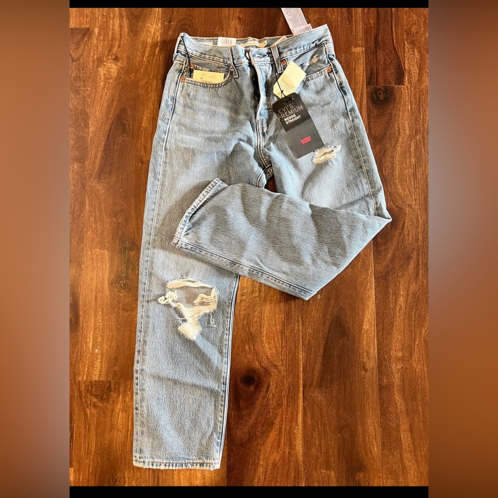 Levi’s premium Wedgie straight leg Jeans